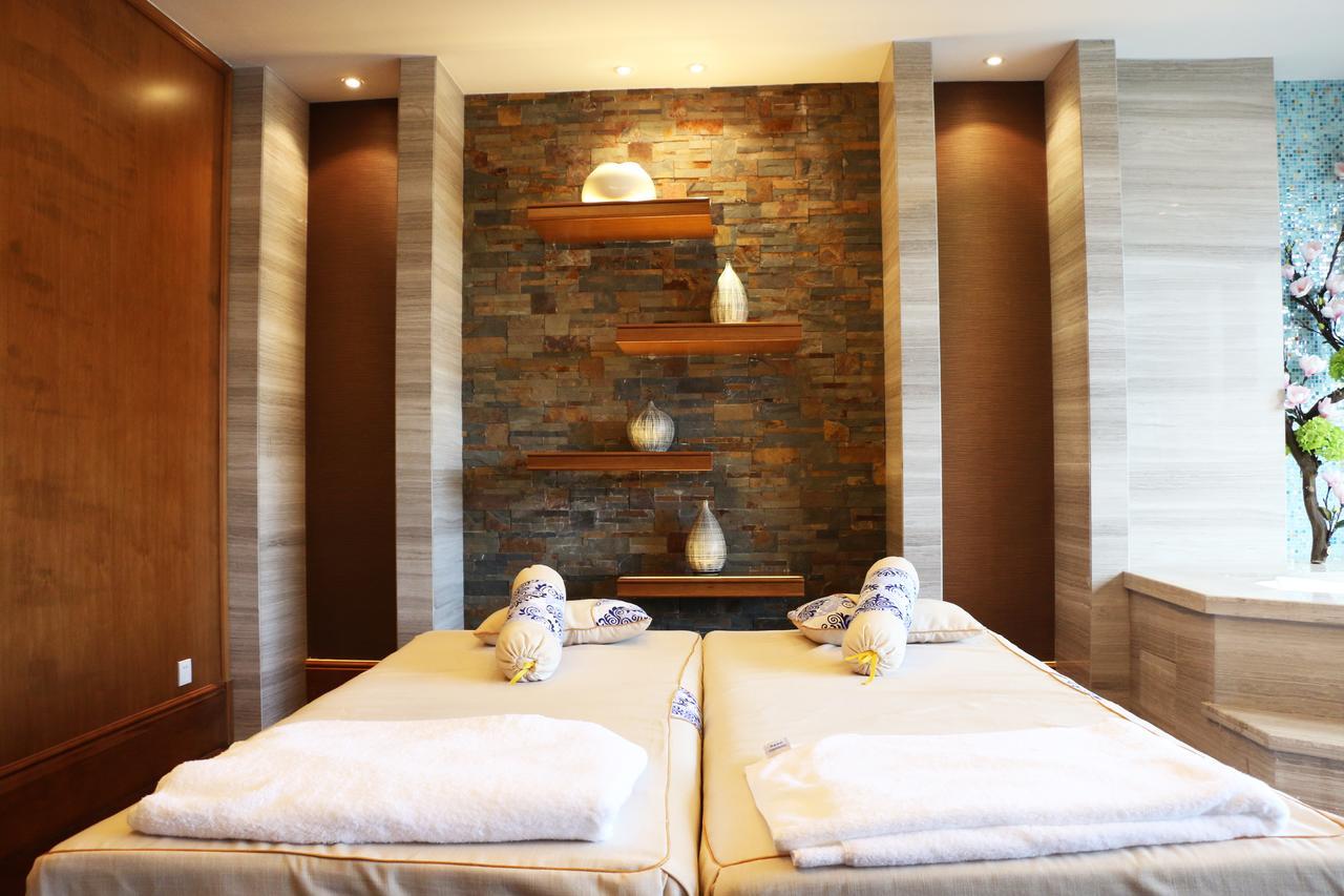 Fuzhou Jeurong Hotel Экстерьер фото